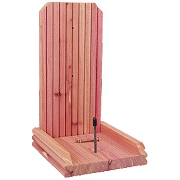 Pennington Cedar Squirrel Depot Feeder