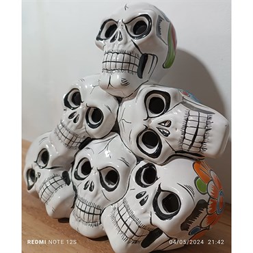 Talavera 6 -Skull Statue