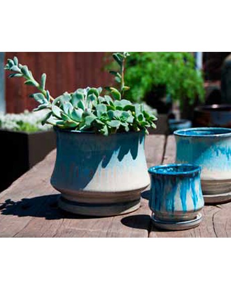 Verandah Lily Pot Size B Mbl — priced per each; minimum 6; multiples of 6