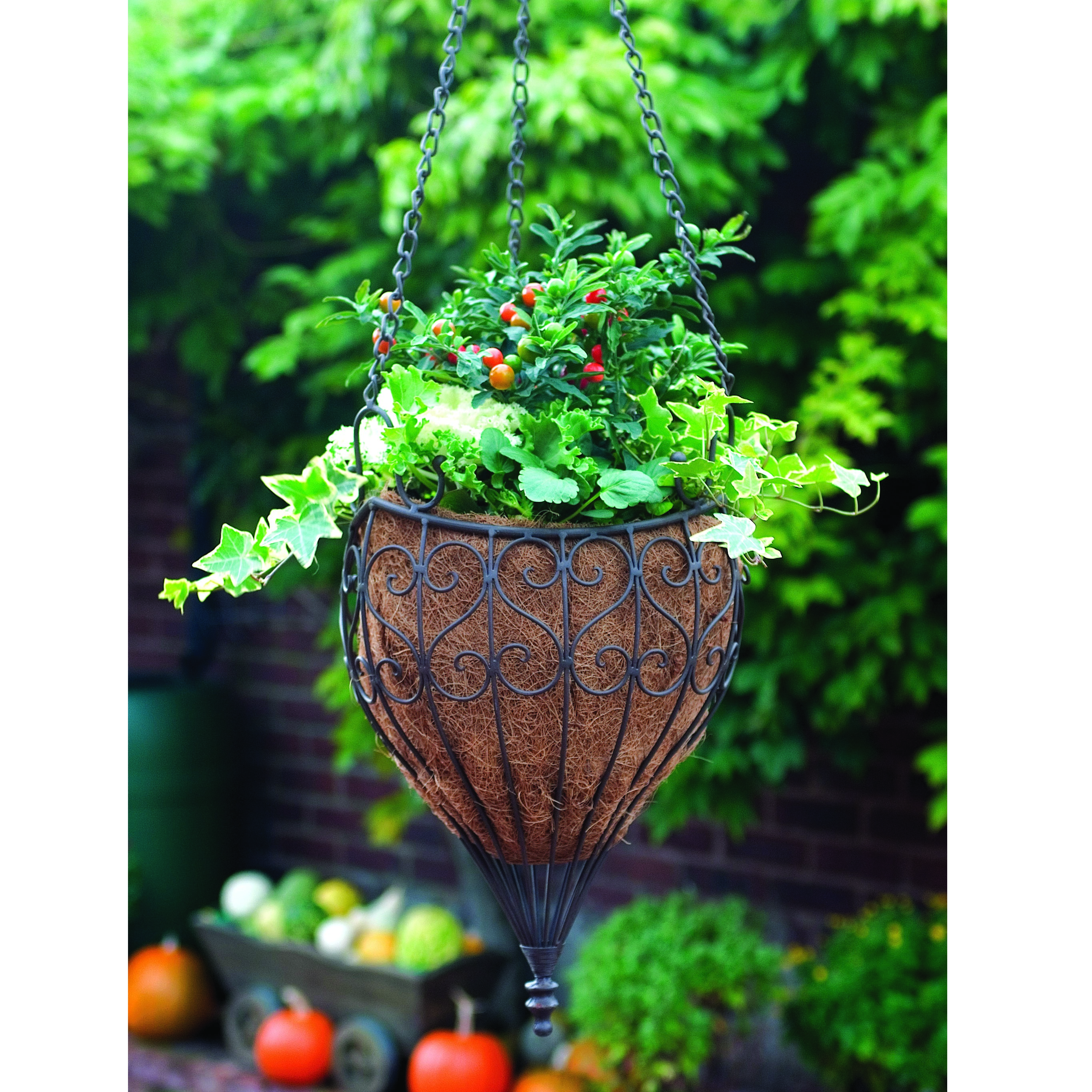 【人気】ローラアシュレイ　ラタンカゴ　かご　バスケット　収容　大きいかご 人気】ローラアシュレイ ラタンカゴ かご バスケット 収容